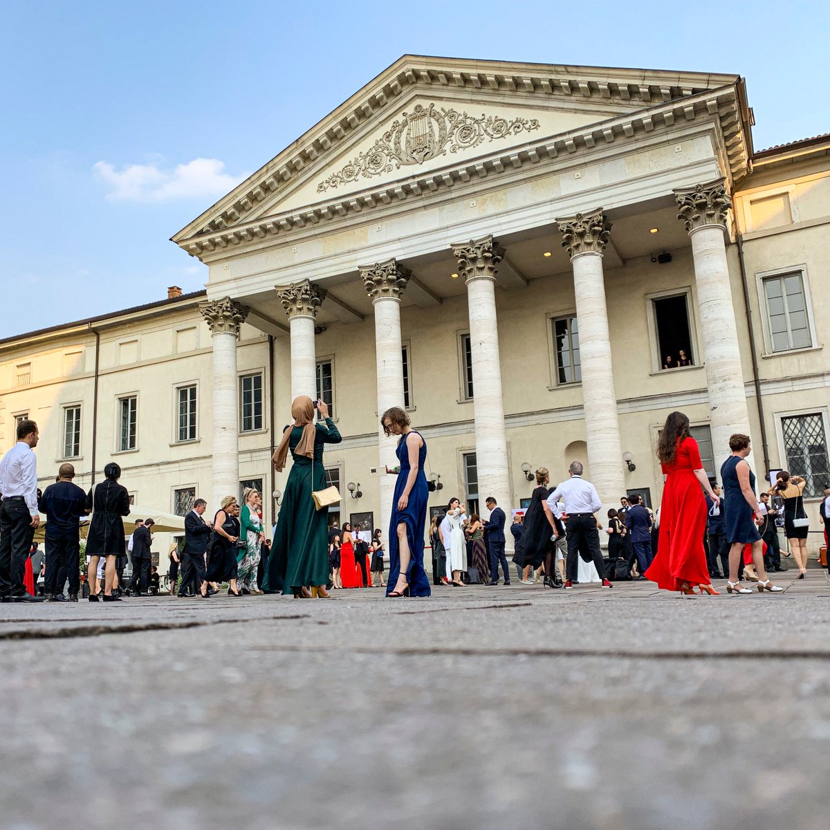 webgriffe's tweet photo. #Webgriffe è stata premiata durante la manifestazione @adesignaward, il più grande concorso mondiale di design, nella categoria #WebDesign con il progetto TailorMadeFragrance https://t.co/vdHixuyNAK A ritirare il Silver Prize Design Award, il CEO Cristian Galletti. #adesignaward https://t.co/GZ3yEOEHS7