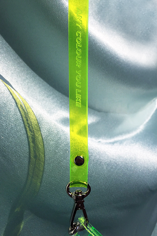 epicfailsession's tweet photo. 추가 구매 가능한 손목 스트랩입니다. (+3,500원) 형압으로 Any Colour You Like 메세지를 새겨 넣었습니다. 개폐부위가 견고해 쉽게 빠지지 않고 변색에 강한 니켈 도금 개고리를 사용했습니다. https://t.co/SKQJDe7sRN