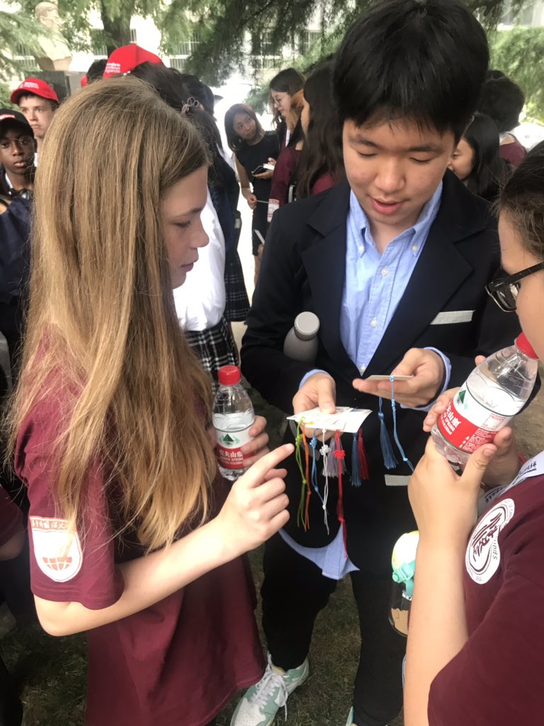 BohuntWorthing's tweet photo. Today’s lessons were followed up with a trip to SSFBC International School, where students were buddied up to practice their language skills. #solvingriddles #chineseknotmaking #China2019 https://t.co/cIhvb0uyhU