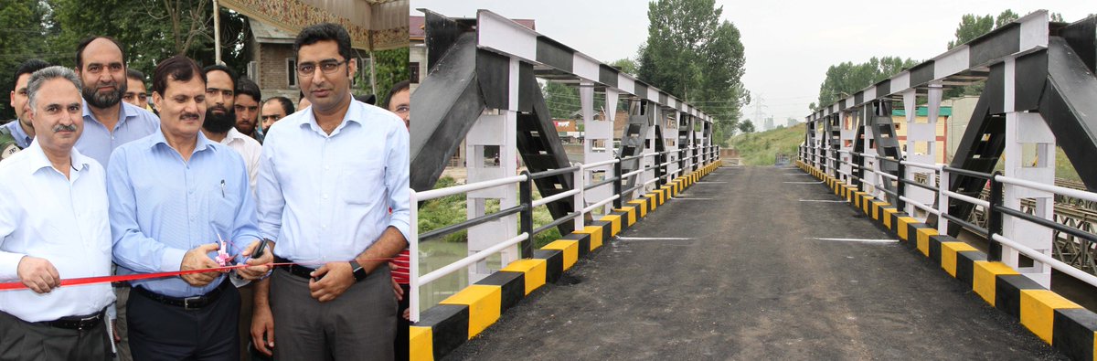 Commissioner Secy.Public Works Department Khurshid Ahmad Shah in presence of DC Srinagar @listenshahid Thursday inaugurated the newly built bridge over Doodganga channel at Bagh-e-Mehtab~30-meter-span truss bridge provides important link with airport road.