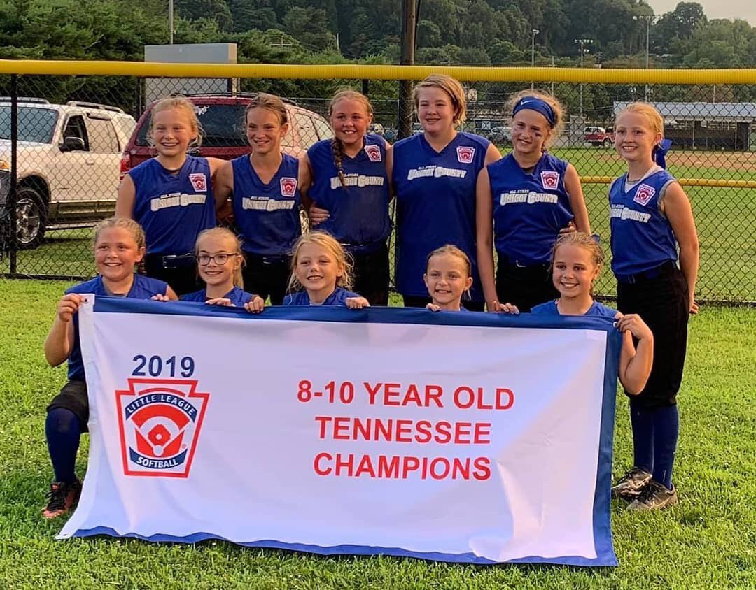 ericcarroll6's tweet photo. So proud of this team. Hard fought extra inning game to win the Tennessee State Championship! Now on to the Southeast Regional! #softball #statechamps #littleleague #unicoicounty https://t.co/jbZoCuebpQ