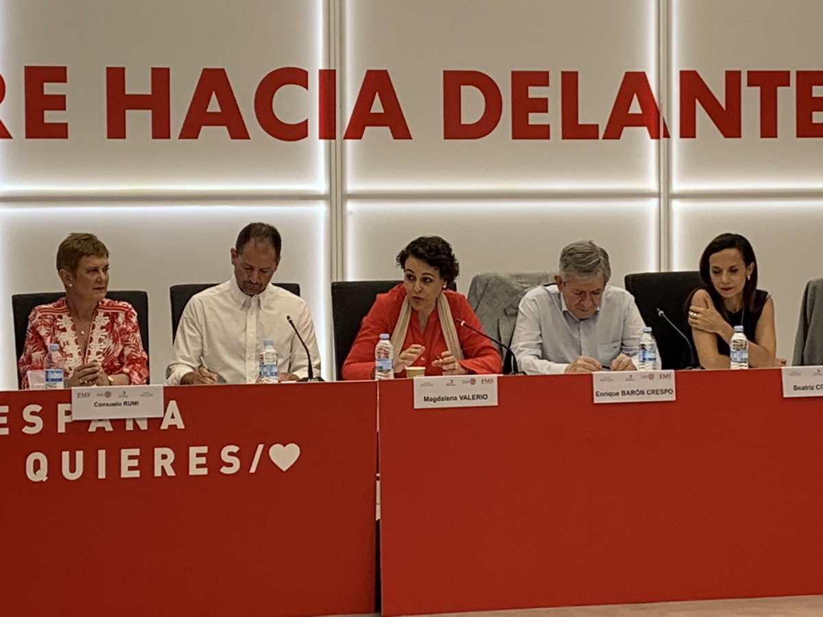FEPS_Europe's tweet photo. FEPS #Migration Group is meeting in Madrid the Minister of Labour, Migration and Social Security of Spain @mvalerio_gu 

“We need a comprehensive and coordinated plan for migration, not only specific answers” https://t.co/QDVTSFzRv0