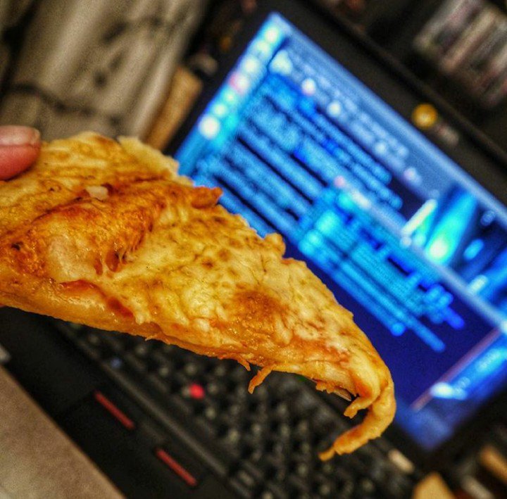 JoshuaP60436186's tweet photo. Work in progress but pizza is bae!! Contact me for all your locked IPhone...Fast and reliable in 10minutes https://t.co/e3sCvCv9Y0