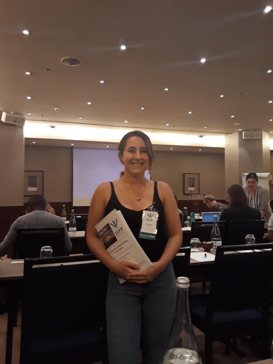 LabDesigualdad's tweet photo. The Summer Academy #ISPP2019 Three-day workshop, before to the ISPP annual meeting. @Mar_MontoyaL “está siento muy interesante y súper intensa 🤩” #InequalityLabUGR https://t.co/zWnsFqv1EN