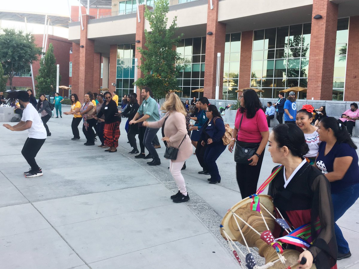 GetEmpoweredAll's tweet photo. Multicultural Fest! Celebrating world cultures, community & UNITY at Cal State Los Angeles! Our audience participation #Bomba #Plena Jam🇵🇷 #TBT #unityarts #festival #college #community #calstatela #connectingpeople #diversity #inclusion #entertainment #arts #internationalfestival https://t.co/suuZpcdeiV