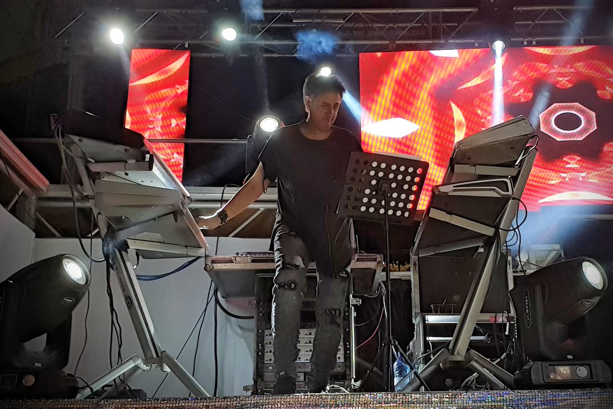 ExMedinas's tweet photo. EXMEDINAS en los Santos de Maimona (BADAJOZ) 15 de Mayo de 2019 https://t.co/AYlaR7q8ZI