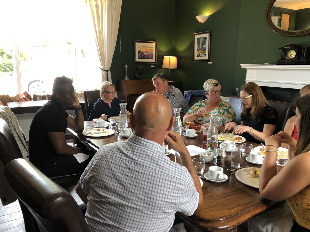 hansellssols's tweet photo. Great #lunch @TheGroveCromer today with fabulous company @progenresearch @SjendesignSteve @ThriveBuzz @hansellssols @MAPartnersUK @HenleysUK @8RetailC 

#networking #fun #businessgrowth https://t.co/FcnbOCbZok