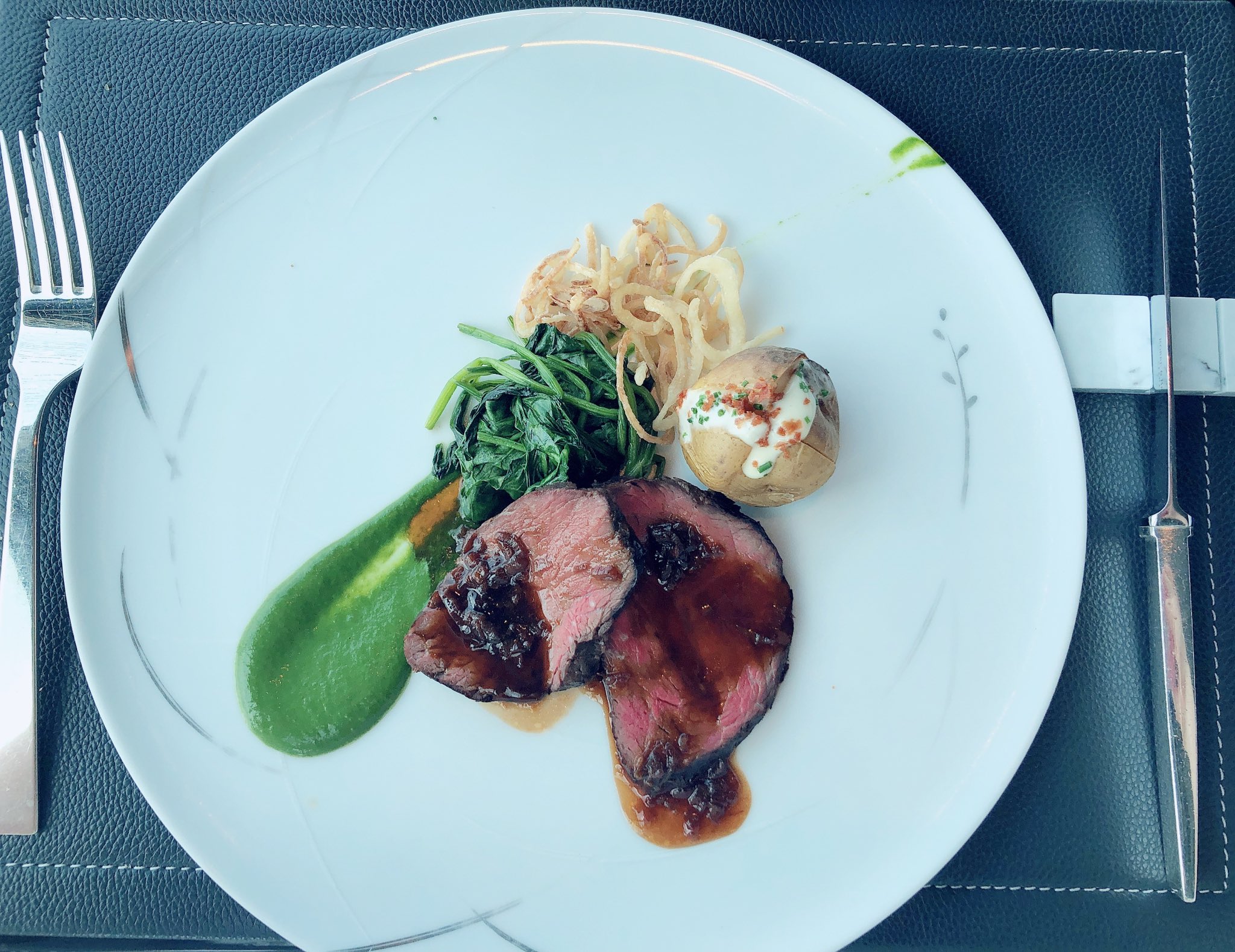 Uzivatel 旅食フロンティア Na Twitteru ペニンシュラ東京にあるレストラン ピーターでランチ 店内オシャレだしお料理は綺麗で美味しい 優雅なランチを過ごせました ペニンシュラ東京 Peter ピーター 東京ランチ オシャレランチ Tokyolunch 東京グルメ