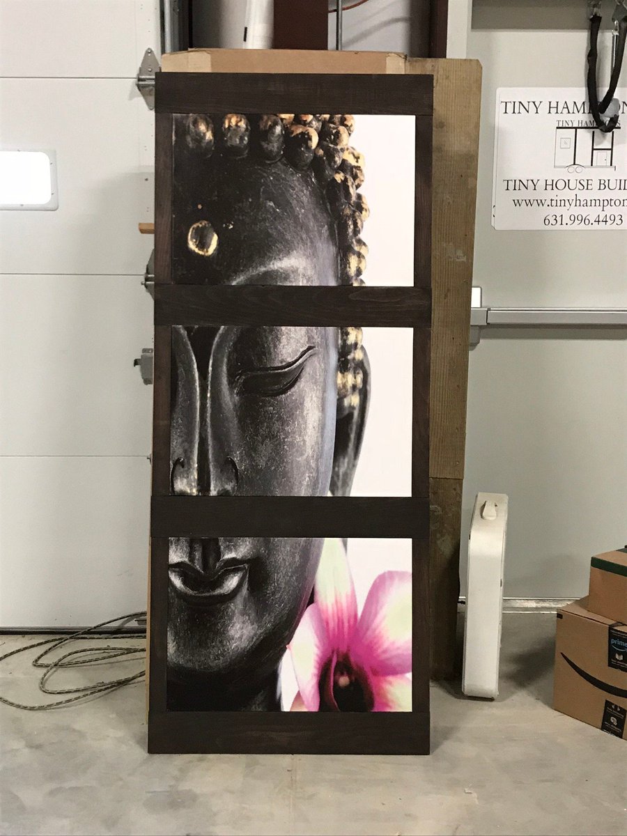 tiny_hamptons's tweet photo. Sliding #barndoor / #artwork. Dare to be different! Canvas art can be customized. #tinyhamptons #etsy #handmade https://t.co/bZ9whfzJRe https://t.co/hPxeV8nFB6