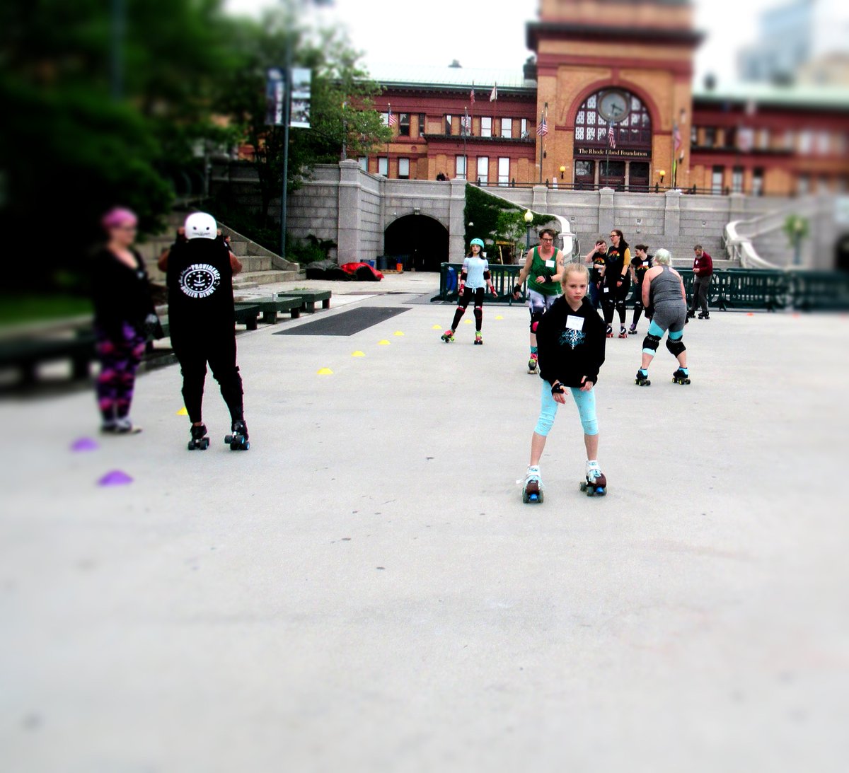 ProvidenceRink's tweet photo. Roller Skating tonight starts at 5PM! Rental Skates are now available at the rink! Come down and enjoy roller skating while grabbing a beer at @trinitygardenri
#prov #pvdrink #visitprovidence #goprov #creativecaptial #downtownpvd https://t.co/VyU2aTLDg8