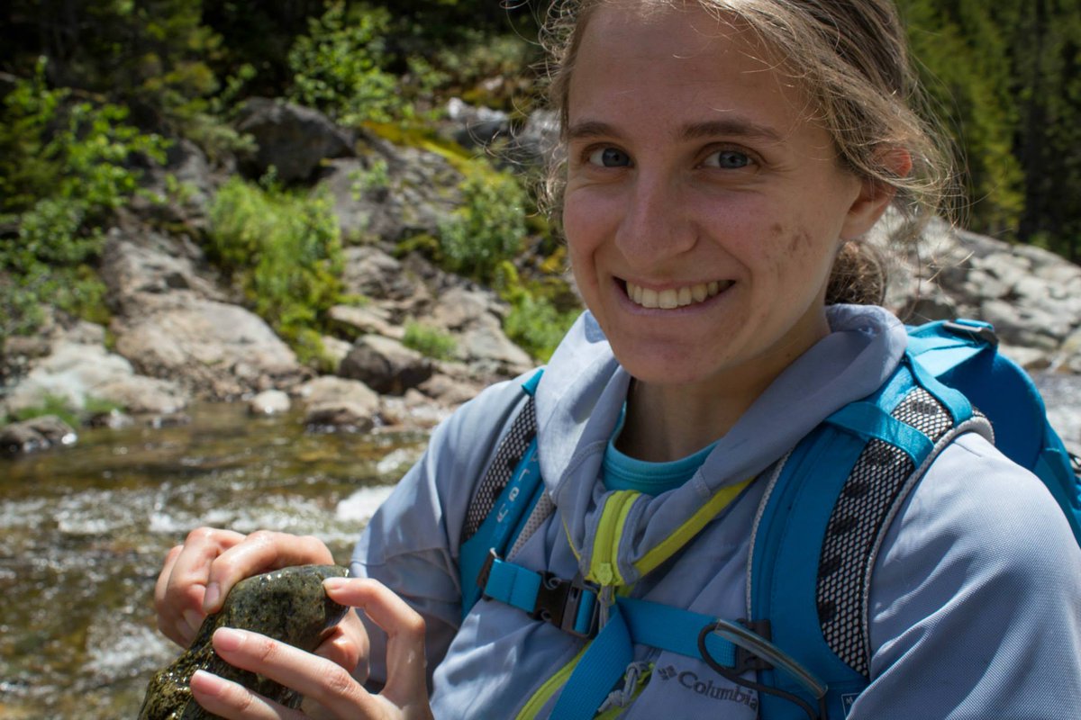 thislabmayfly's tweet photo. #MeetTheTeam

@BriannaLevenst1 is the Aquatic Ecologist @thislabmayfly! Brianna hails originally from New Hampshire, USA. She is very active, enjoying ultimate Frisbee, hiking, and trail running. For more deets about her work, see her full bio below! #SciTwitter #WomenInSTEM https://t.co/qurrzh82Tr