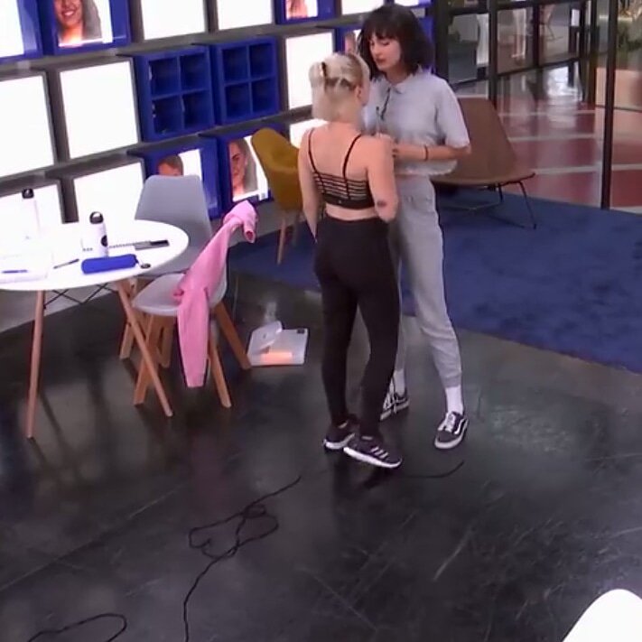 reeza_fil's tweet image. till the stars align again, albalia. missing you both! (get well soon nat) @albarecheot2018 @natalialot2018 #heartthread #toxicdays #mytoxicladies