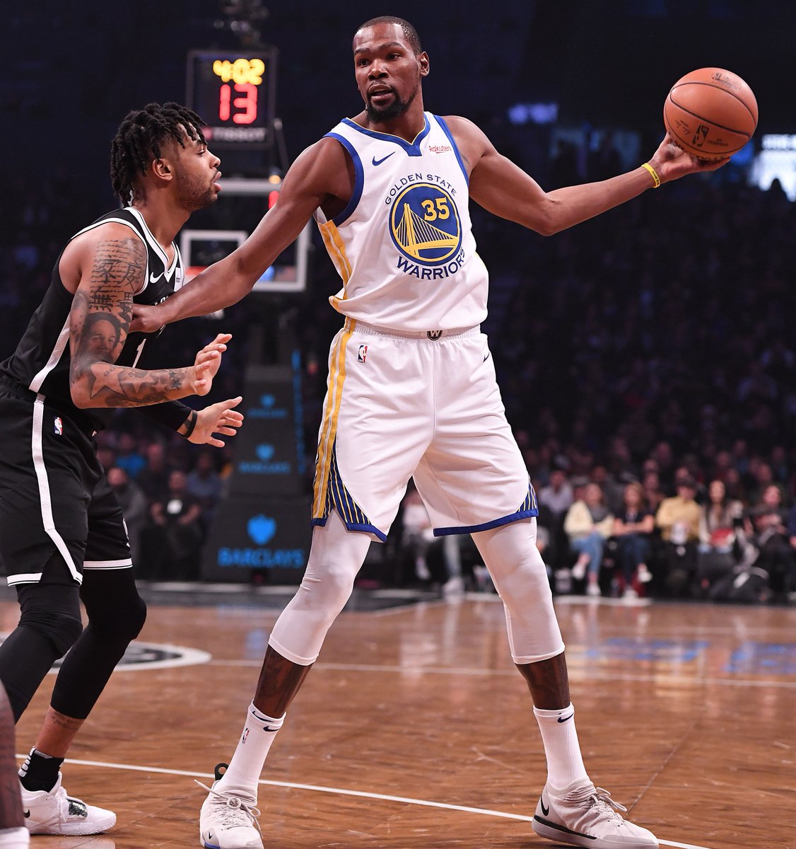 BleacherReport's tweet photo. KD “initially balked” at being traded for D-Lo straight up in Nets deal because he didn’t think it was fair, leveraged Warriors into including a first-round pick, per @WindhorstESPN https://t.co/tnc0Cddu9t