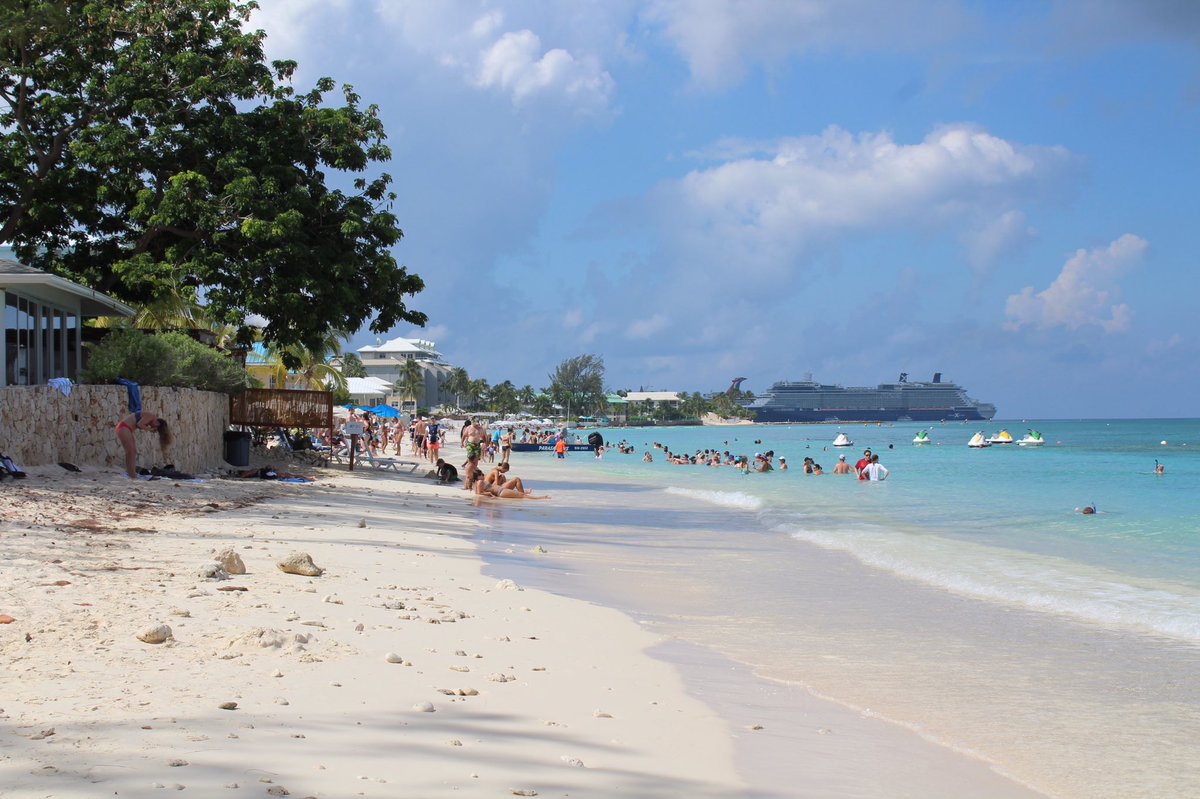 SLVPhoto's tweet photo. @CarnivalCruise #carnivalcruise #caymanislands #travel #vacation #caribbean #atlphotographer https://t.co/2TcnXZyyCd