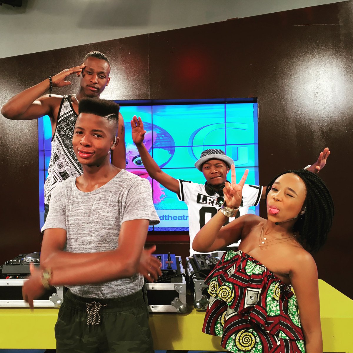 YotvLive's tweet photo. THROWBACK THURSDAY💃🏽💃🏽💃🏽
#YotvLive https://t.co/Jy2rH2VvtQ