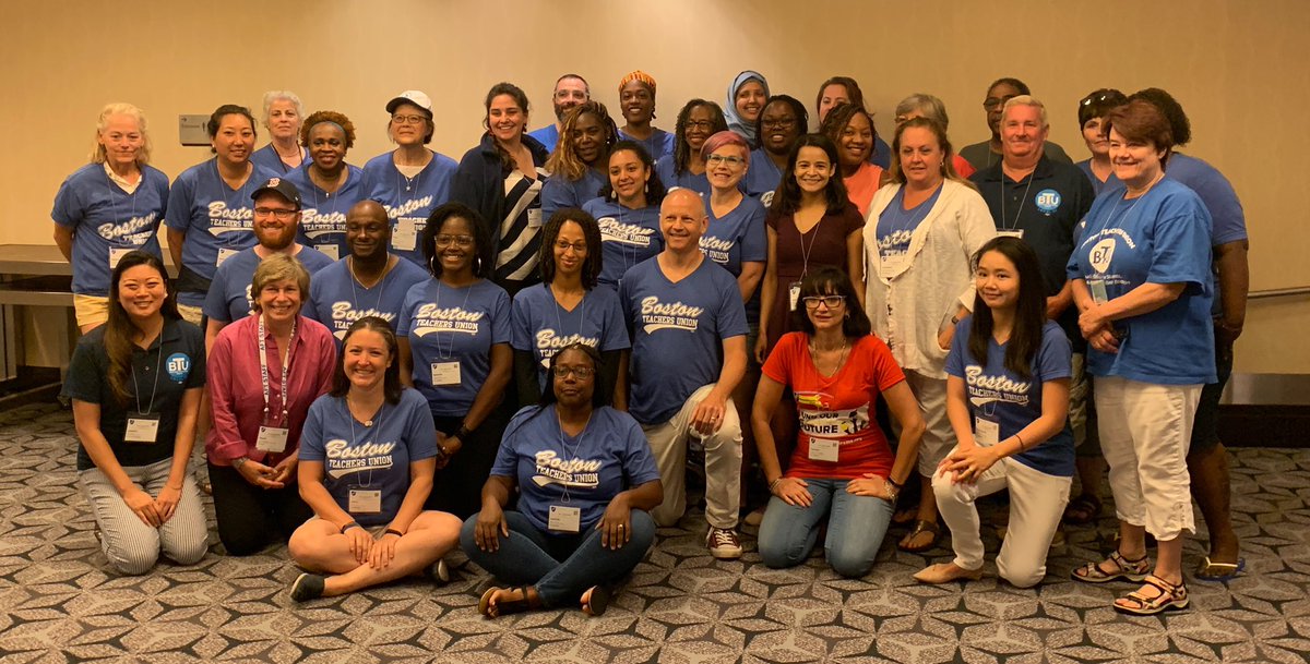 BTU members join @AFTunion president @rweingarten at the #TEACH19 professional learning conference!  #BTUproud  #FundOurFuture #BTUALLIN #IamAFT
