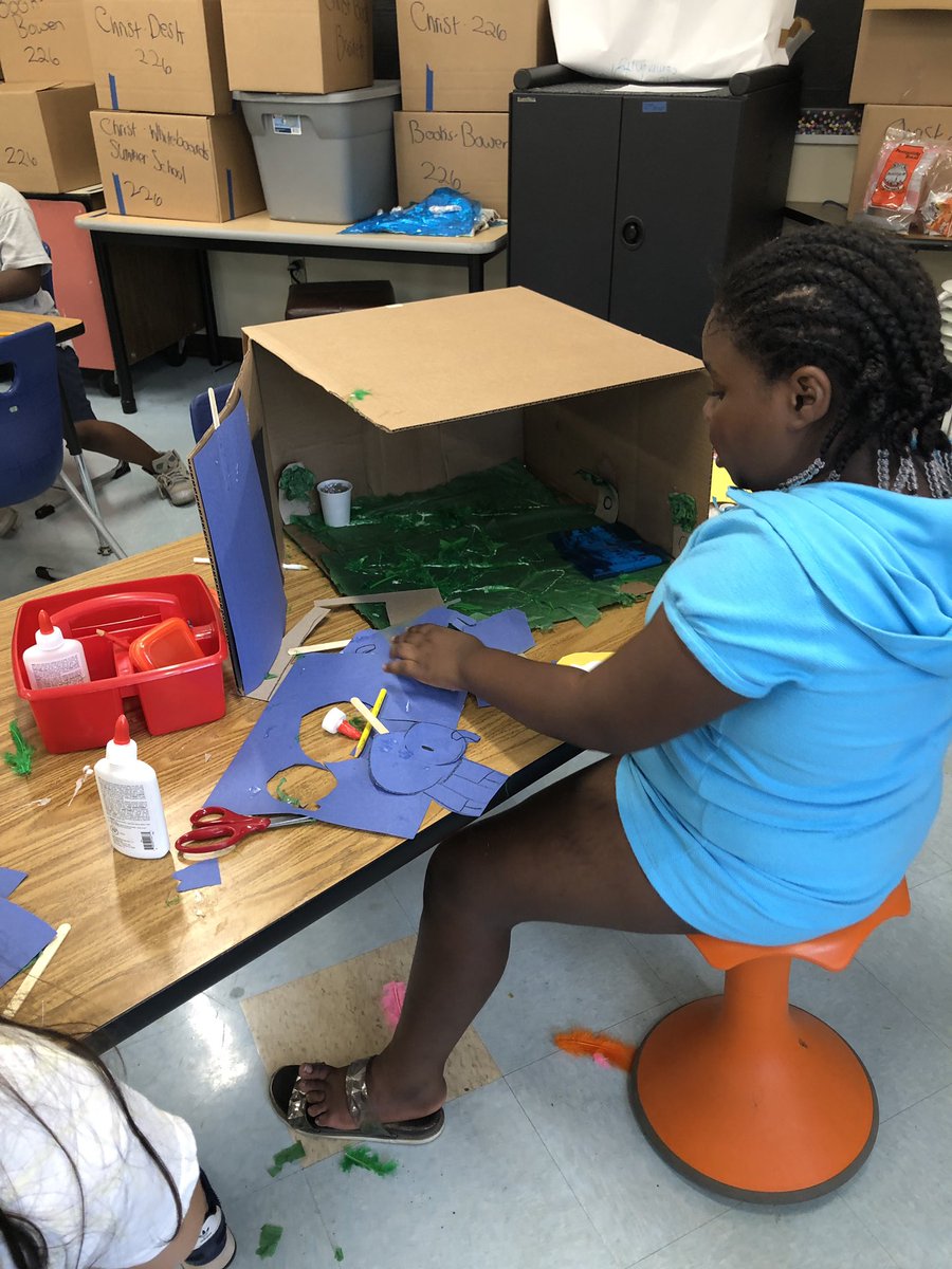 GeckosJE's tweet photo. Creating a habitat for an endangered animal #makers #cooperation https://t.co/0GupazOUVG