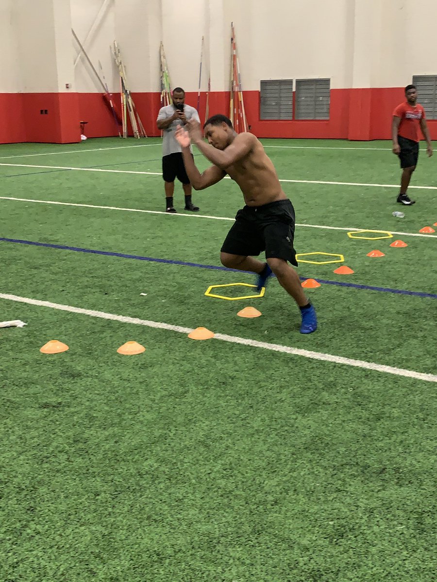 TankBennett52's tweet image. The work doesn’t stop! No days off! #motiv8 #trinitychristianschool #classof2024