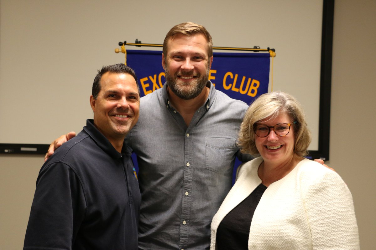 RLAExchange's tweet photo. Thank you to Pastor Dave Brickey from @chapel for joining us at our 2019-2020 Installation Breakfast! #CommunityPartner @Donn_Mendoza @BethKiewicz @davebrickey https://t.co/xrmOXH0NgE