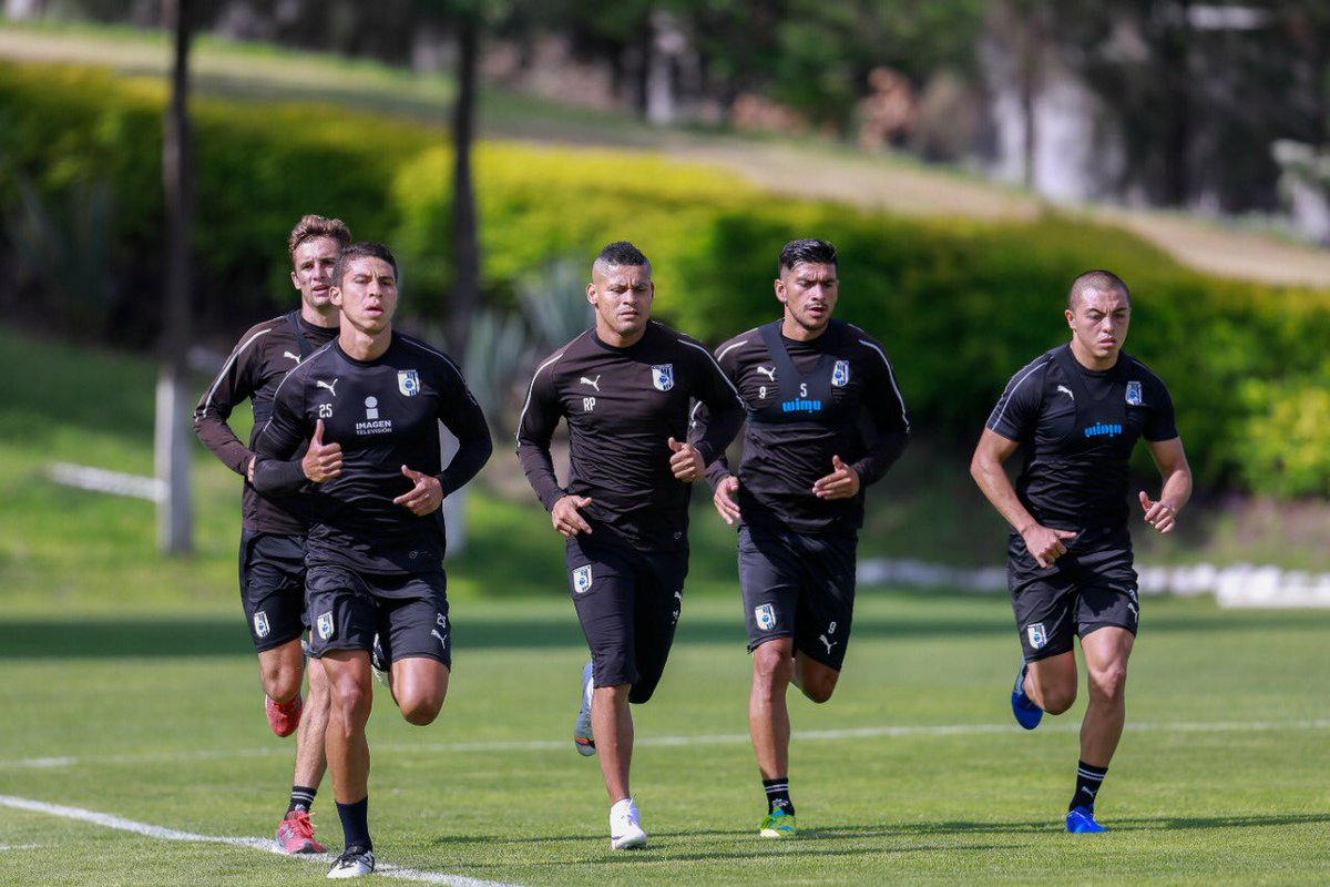 Club_Queretaro's tweet photo. 📸| Seguir avanzando...✅👊🏻 

#PretemporadaGallos https://t.co/E05VU3oHl7