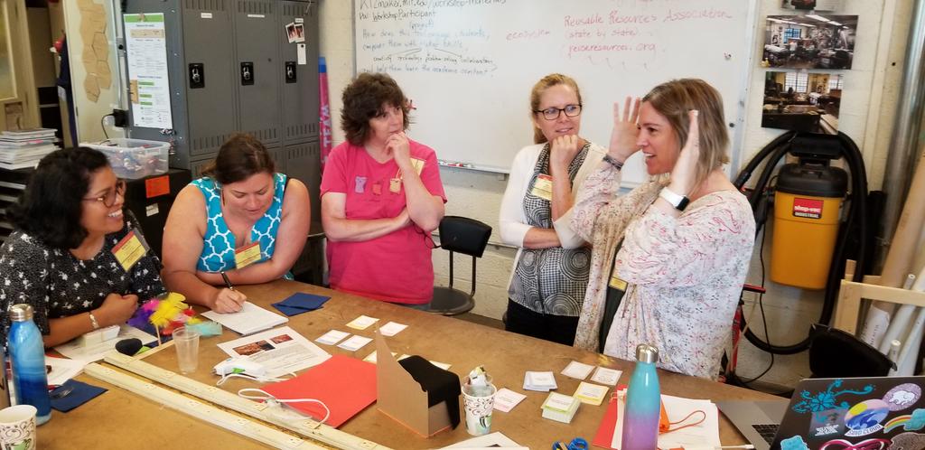 k12maker's tweet photo. Another active brainstorm session! https://t.co/hJ12OeBxv7