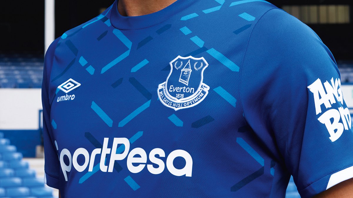 We're giving away the new <a href="/Everton/">Everton</a> 2019/20 shirt.

To enter to win;

▶️Follow @GrandOldTeam
🔄Retweet this image

Winner announced 16 July in the replies - good luck!