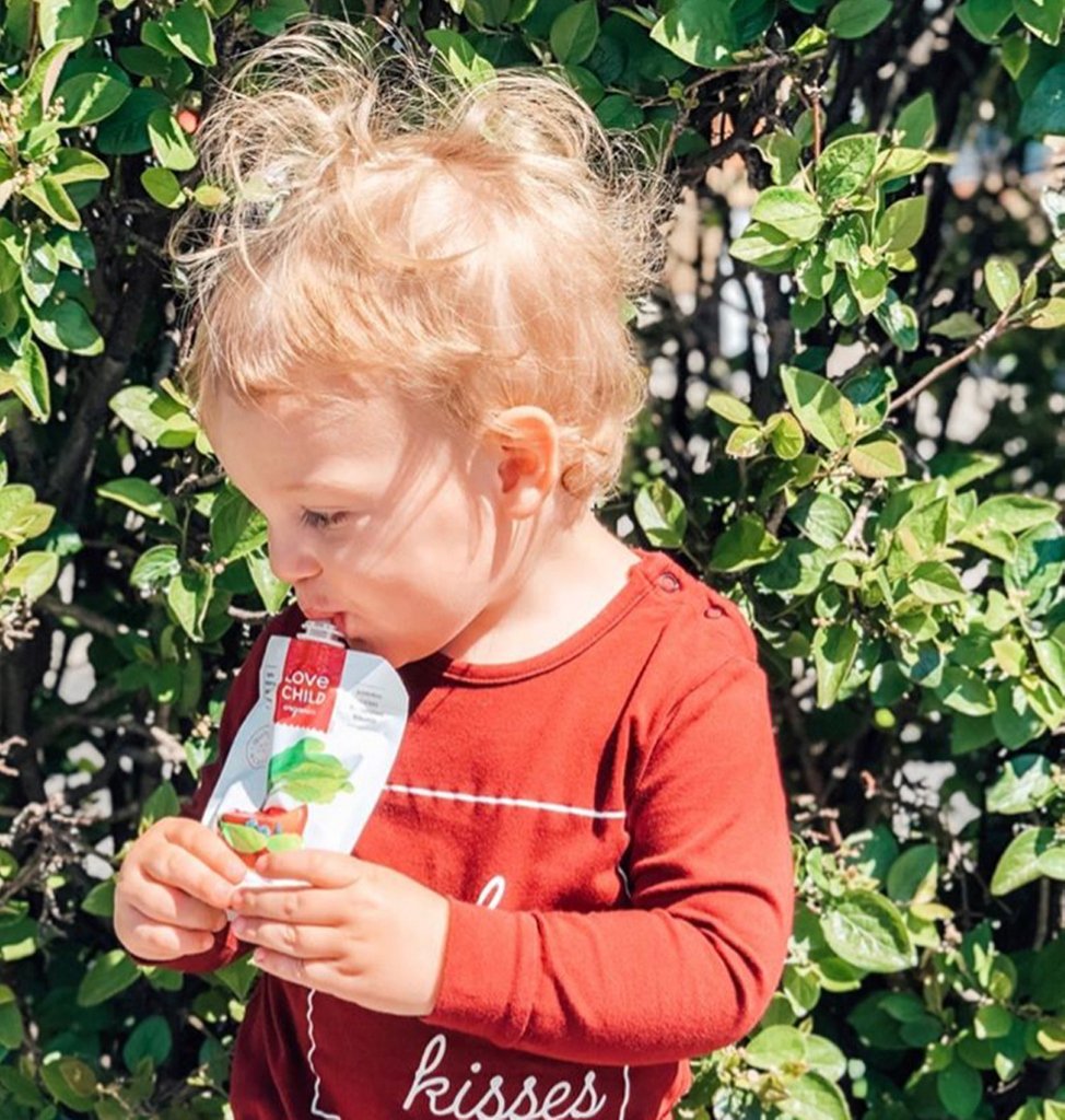 "You are my sunshine, my only sunshine. You make me happy when skies are grey." 🌞

How beautiful is this moment captured by @jenlinton?

📸: @jenlinton
