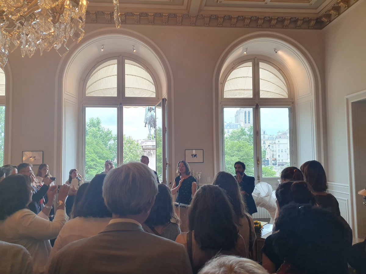 "Ns sommes conscients de la richesse inestimable des associations" <a href="/PaulineVeron/">Pauline Véron</a> lors de la Signature de la charte des engagements réciproques aujourd'hui. L'accomplissemt d'1 long travail de réflexion! Bravo à toutes les associations et à tout ceux et celle qui y ont participé