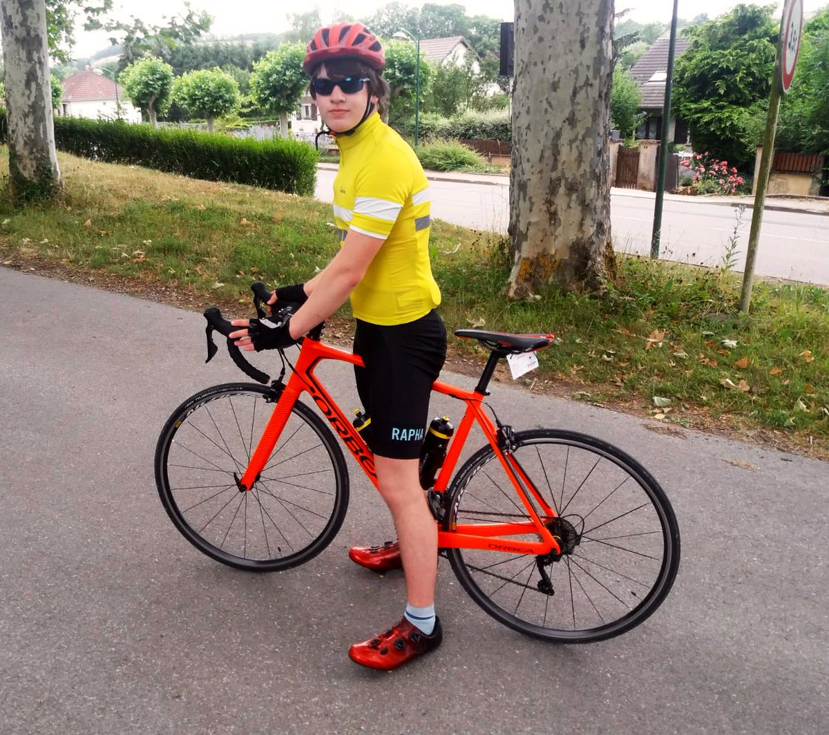 columbanalumni's tweet photo. Itβs Day 6 of the Cycling Challenge in support of #SCCChangingLives, and our cyclists have now covered 382 miles!
A huge well done in particular to #SCCForm5 student, Eliot, who is smashing the cycle at an average of 21mph - amazing!
Keep going, youβre nearly there π΄ββοΈ https://t.co/Fzus8zPwet