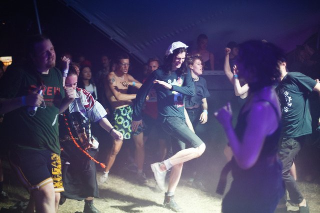 #read: <a href="/Norbergfestival/">Norbergfestival</a> celebrates its 20th anniversary from July 25th to July 27th. Here's our preview of this year's program (featuring <a href="/meukomeuko/">カ</a> <a href="/djlostboy/">jason bode</a> @GiantGiantSwan <a href="/ssaliva_/">dirt</a> <a href="/SHPD_NS/">Shapednoise</a> <a href="/PatchBae/">𝐻𝒾𝓇𝑜 𝒦𝑜𝓃𝑒</a> and many more: zweikommasieben.ch/en/norberg-fes…