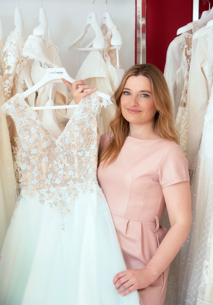 NOVIAS Select tweet media