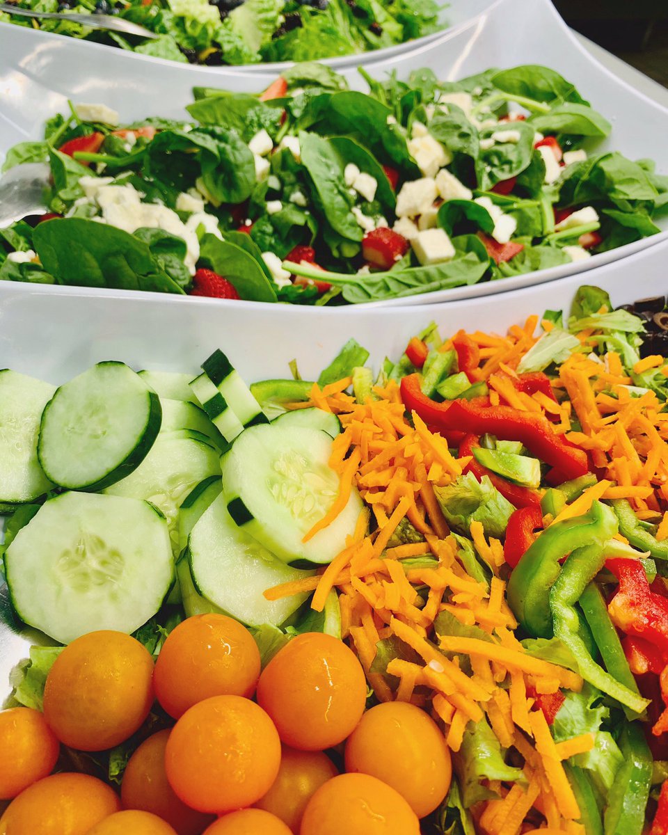 Emory_Dining's tweet photo. #DCTsneakpeek 📸 Welcome to The Dobbs Common Table! We’ll be posting photos of meals to give you guys a preview of what you can look forward to starting in Aug! Today’s mixed salad varieties at “The Market Table” station! 🥗 #emoryeats https://t.co/GhgsYFfzTq