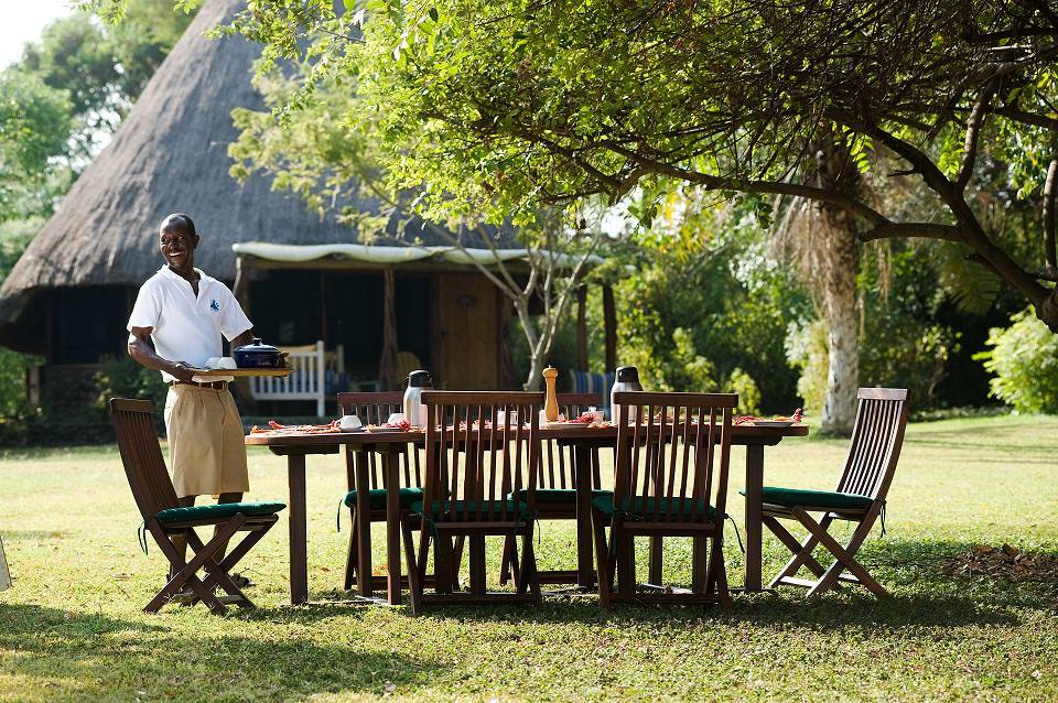 RusingaLodgeKE's tweet photo. Great service is something we always aspire to. Here @RusingaLodgeKE we ensure that all our guests get the best treatment.
#MagicalKenya #TembeaKenya #HomaBay #Kenya https://t.co/5ssn2NfVME