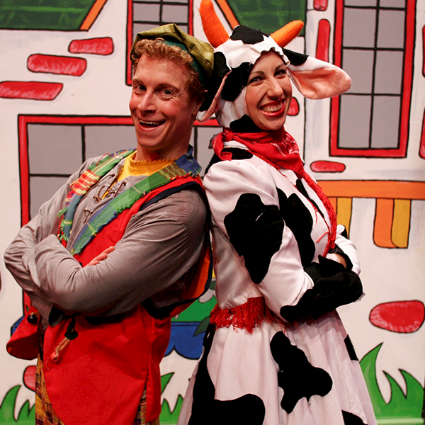 Pheasant_Run's tweet photo. Seats are still available for tomorrow morning's Jack and the Beanstalk musical, so make sure to grab some tickets before they're gone! https://t.co/gNCg3trCUM #funattherun #jackandthebeanstalk #stcharles #familyfun #chicagoland #stcharlesil #musicaltheater @mainstagetheater https://t.co/rV20tIdQRx