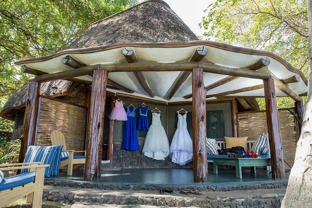 RusingaLodgeKE's tweet photo. Our luxurious chalets; perfect for wedding night accommodation and honeymoon.💕
Call us on 0716 055924 for honeymoon rates https://t.co/XA2dTvvUeA