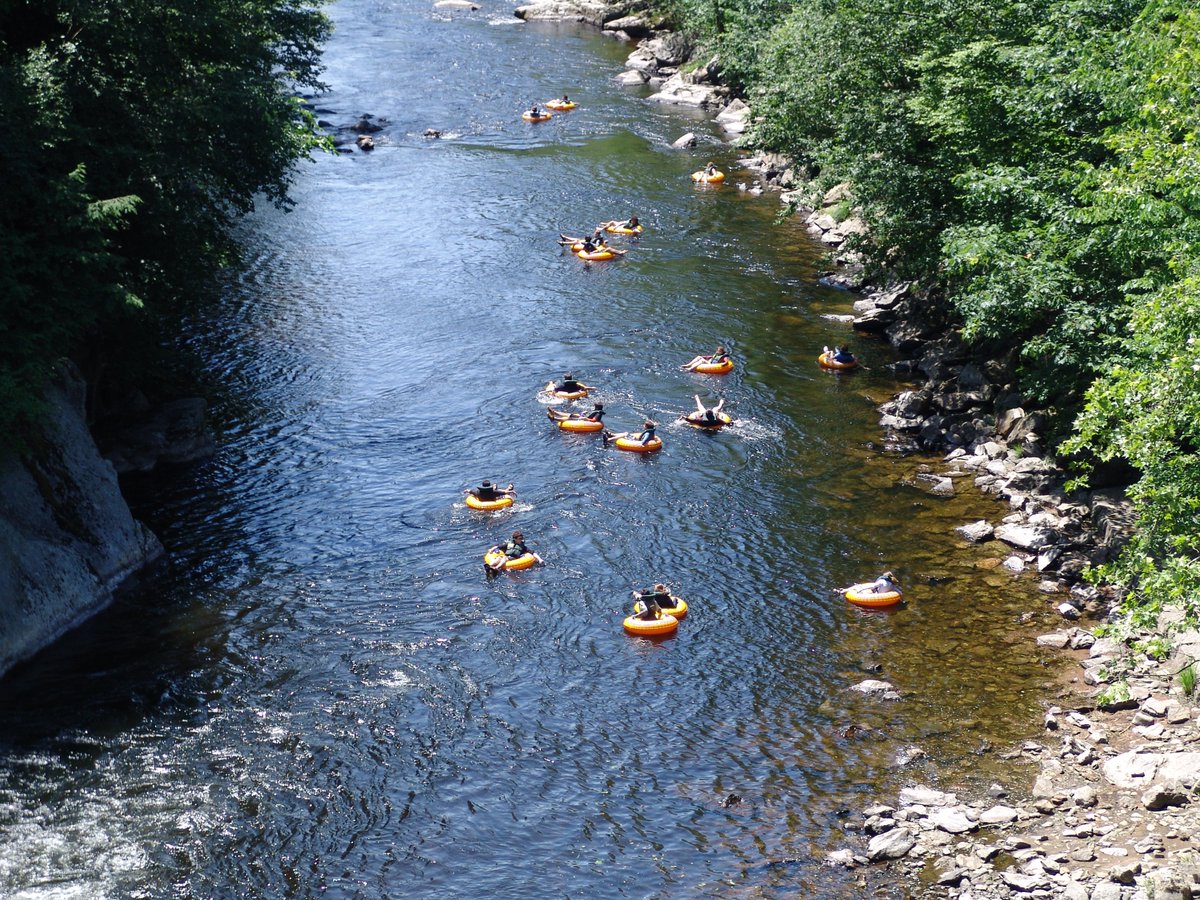 RiverTubingCT's tweet photo. Please spread the word that the "entire" Farmington River is Not closed nor affected by the chemical spill at Bradley Airport. https://t.co/7QTPz7DSwb is unaffected and is Open for summer Fun :)  860-693-6465
@NBCCT @WFSB @WTNH @Fox61 @hartfordcourant https://t.co/rWuEL4mr06