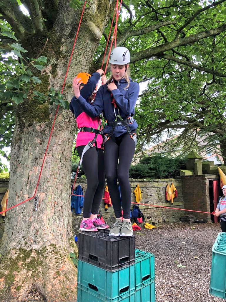 Crate stacking .... and falling 🤣#summerofrisk #trust