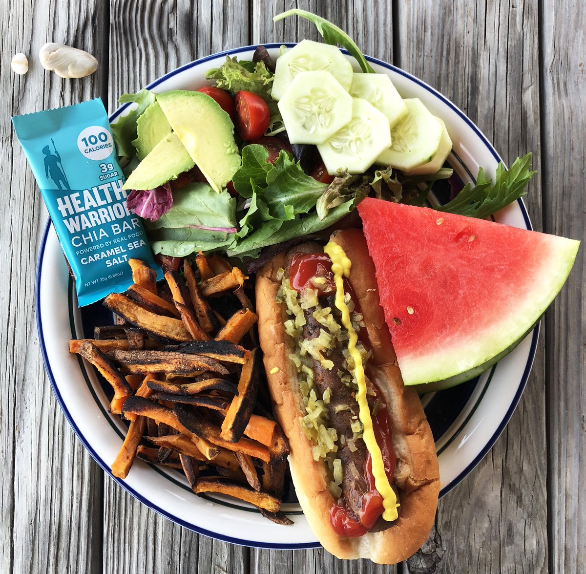 BBQ anyone? Plant-based of course 🌱🌭blog.healthwarrior.com/7-favorite-foo…