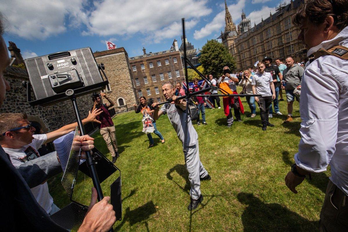 This is the Tommy Robinson supporter who picked up a pole, and used it to attack the BBC media team with it, on College Green, today. Please retweet and let's see if he can be identified. Perhaps he may already be known to the police ? <a href="/metpoliceuk/">Metropolitan Police</a>