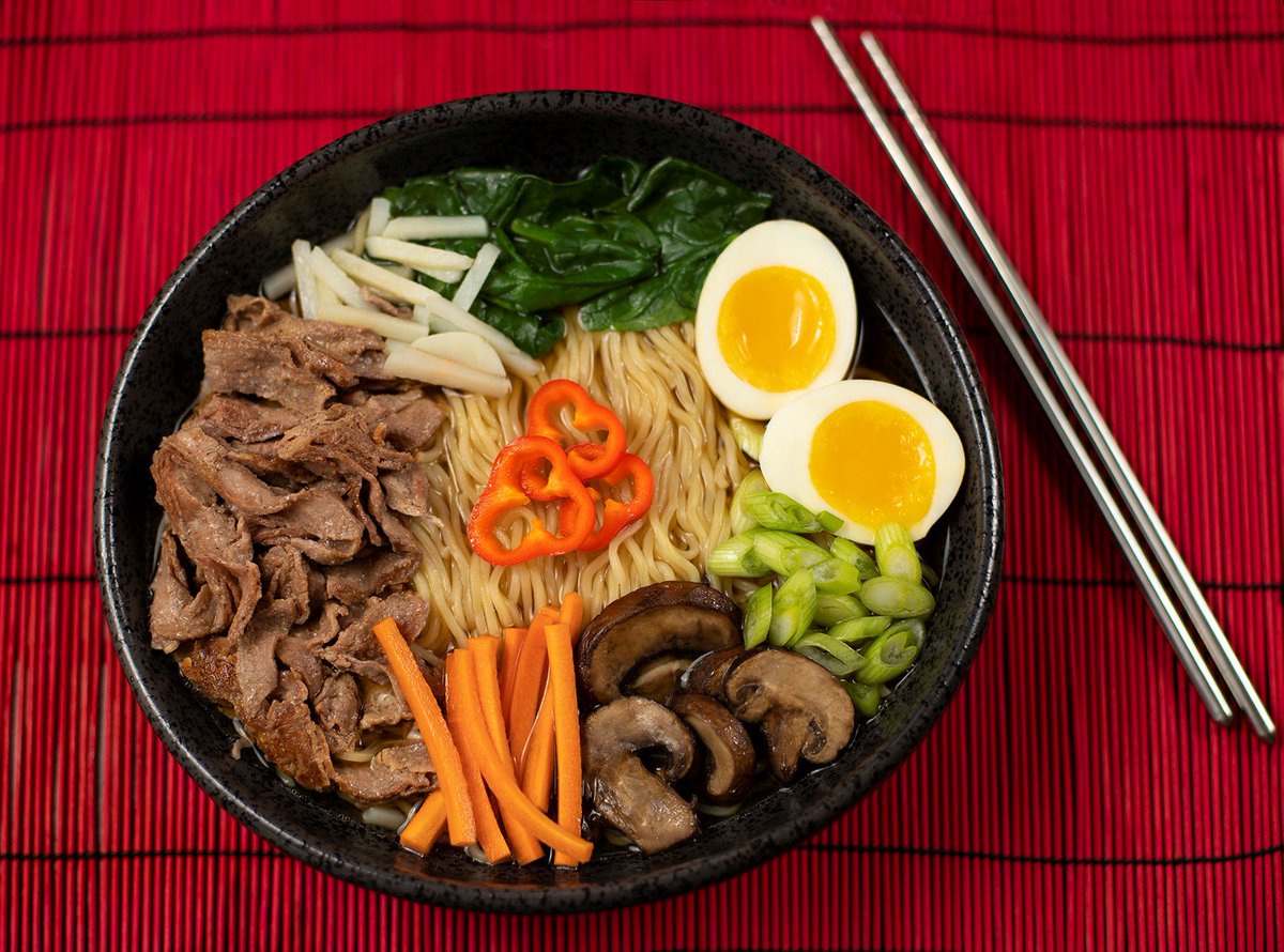 GQuicksteak's tweet photo. Looking for a great quick lunch or dinner? A great quick family meal? Try a Ramen Bowl with our 100% Sirloin Beef! This dish will "bowl" you over with great taste and just overall yummy goodness!  #sirloin #ramen #vegetables #noodles #realsteakrealfast https://t.co/XEs83srbr0