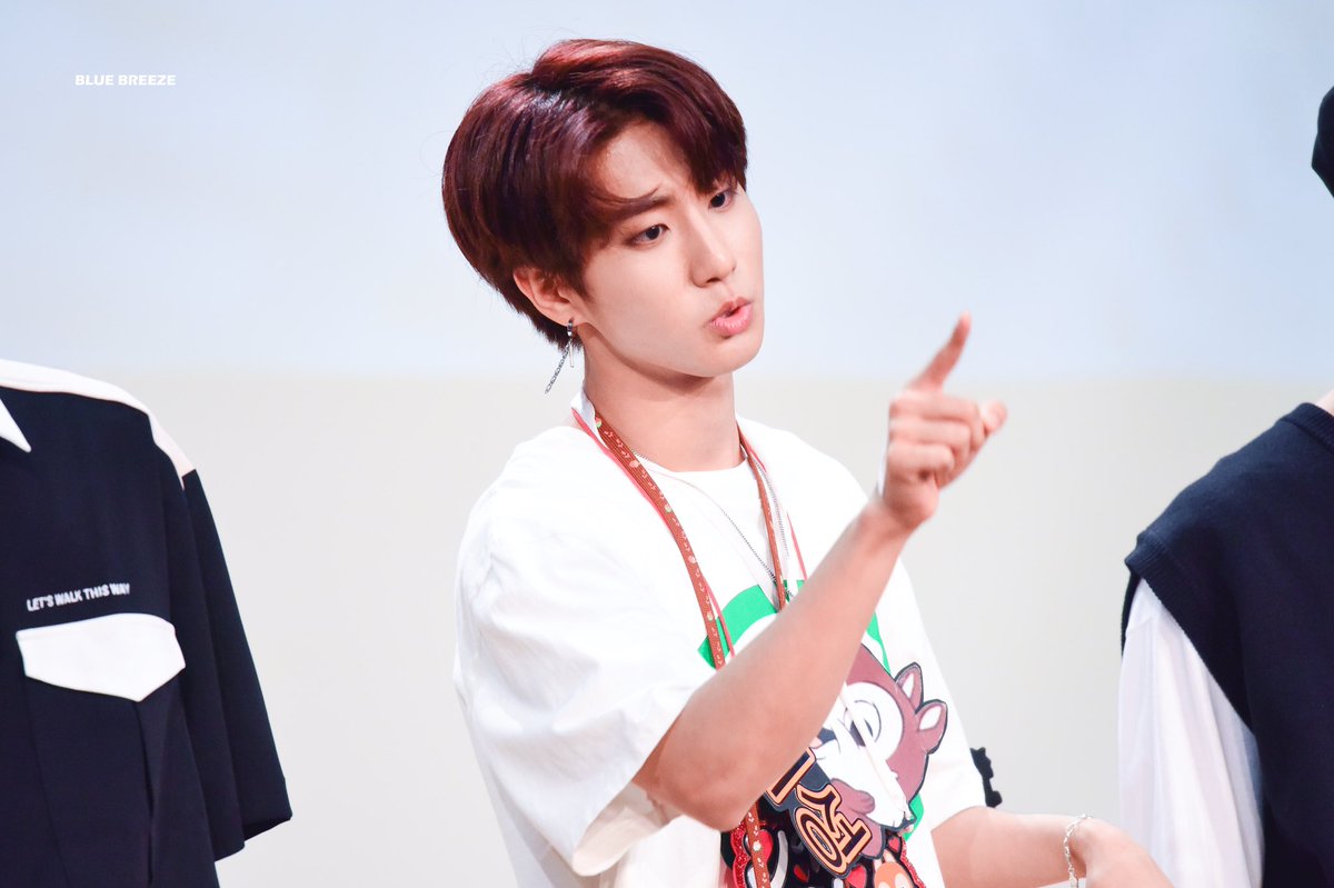 bluebreeze0914's tweet photo. 190709 분당
🌊
#스트레이키즈 #한지성
#STRAYKIDS #HANJISUNG https://t.co/6DwlGdEKk9