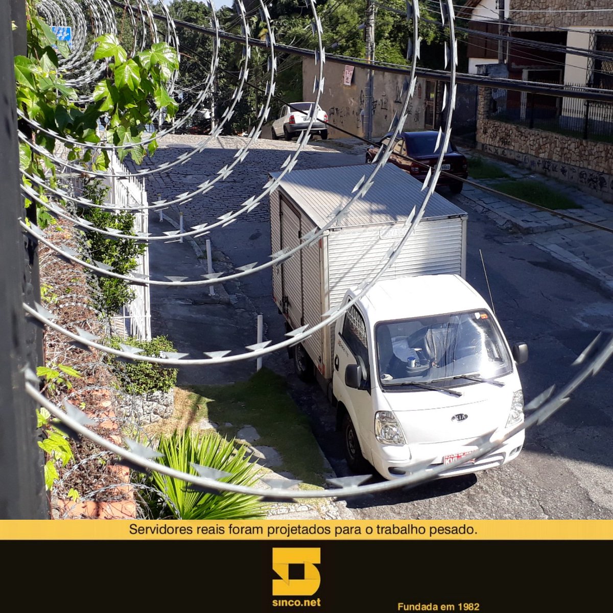 Sinco_Brasil's tweet photo. #PartiuSSA ... Se o seu #Servidor vai pra #Salvador , ele acabou de cair #naestrada!

Aqui construímos Servidores Reais!
https://t.co/nJhjYK1IxI

#Sinco #Tradição #Desde1982  #Xeon #Intel #Kingston #Seagate #Nilko #Servidores #DataCenter #RJ #Informatica https://t.co/0vKdjuU8wR