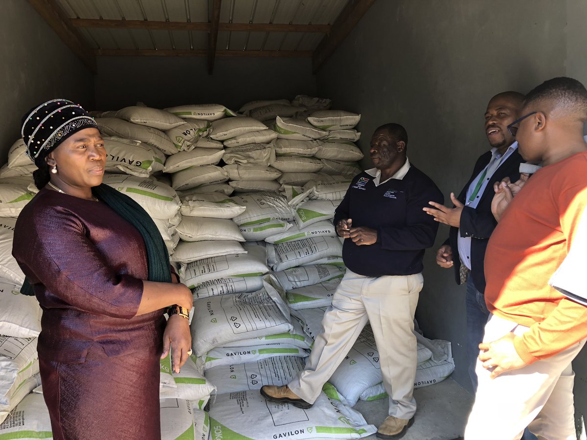 BongiMec's tweet photo. KZN MEC for Agriculture and Rural Development Mrs Bongi Sithole-Moloi has today visited Harry Gwala District offices to check the conditions under which employees are working. The MEC started in Umzimkhulu offices before proceeding to Ixopo and Bulwer to interact with staff. https://t.co/3xvGQg3A08