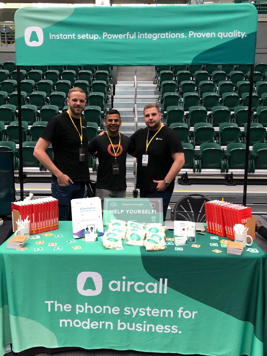 FrontHQ's tweet photo. Here we go! Kicking off an awesome day at @supportdriven Americas Expo with our friends from @intercom + @Guru_HQ + @Statuspage + @aircall #SDExpo #frontapp #portland https://t.co/0OFPrYWbjG