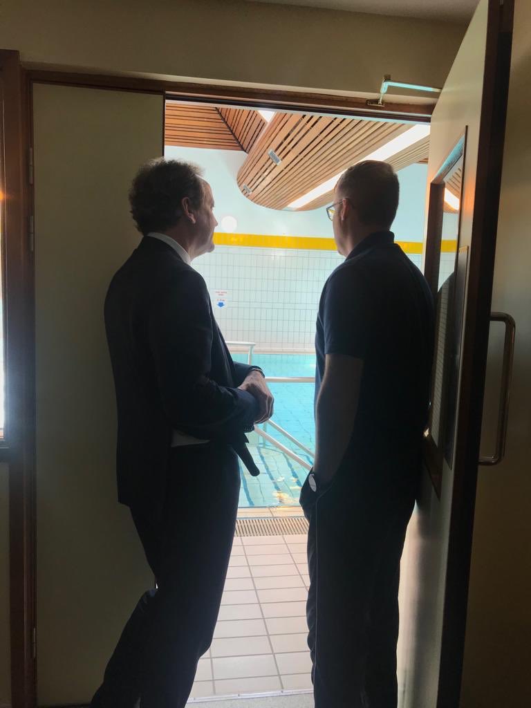 NickHurdUK's tweet photo. Facilities for physical rehabilitation at @FlintHouserehab are first class - but special thanks today to those officers who spoke to me openly about the pressure of the job & support they need for their mental health . Thx for a valuable visit #policewellbeing #FrontLineReview https://t.co/z299cUMS5h