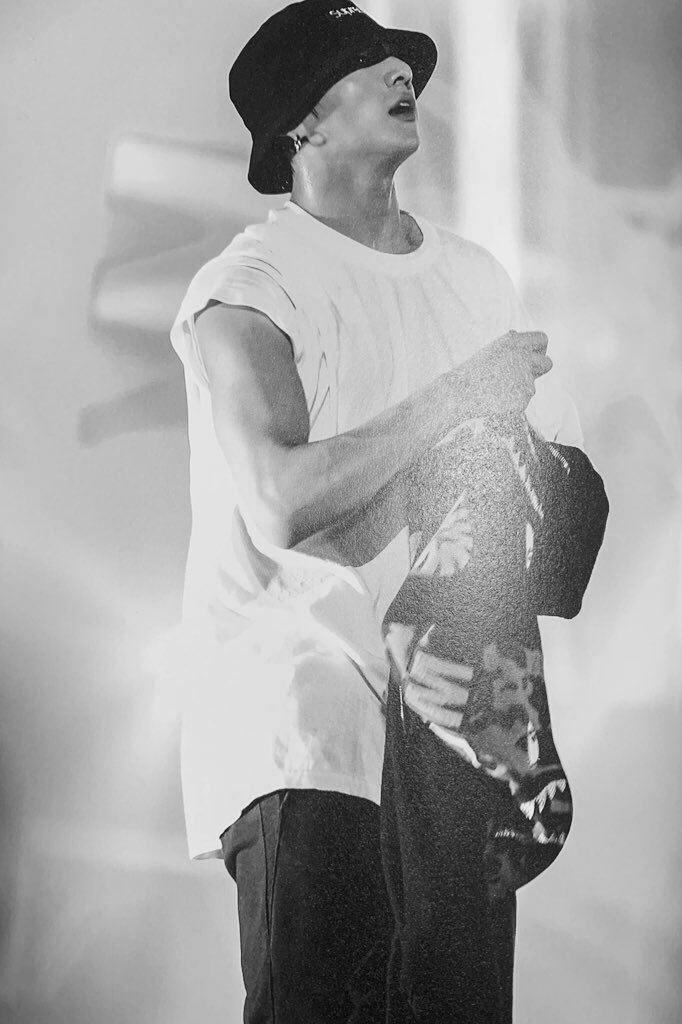 CalledGO's tweet photo. I don’t know how to describe this feeling.
Just like the time is stopping.

#MGMAVOTEBTS #BTS #JUNGKOOk #Jungkookpic #JK #aesthetic @BTS_twt  #MGMAVOTE https://t.co/owqQA6P3lu