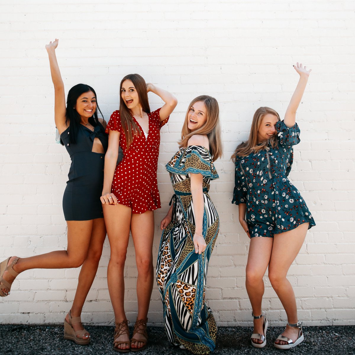 Parcel22's tweet image. T-1 day until the weekend and we're starting to feel the excitement. What are your plans with your squad this weekend? 😆