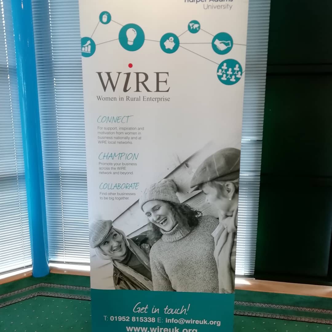 CathysChocs1's tweet photo. All set up for for #womeninruralenterprise in Lincoln tonight to talk about all things chocolate
#artisan #handmade #handtempered #chocolate #local #newarkontrent #notts #lincs #glutenfree #nutfree #vegan #nopalmoil #WiRE #womeninbusiness #smallandsupercharged https://t.co/kJiEXALPv4