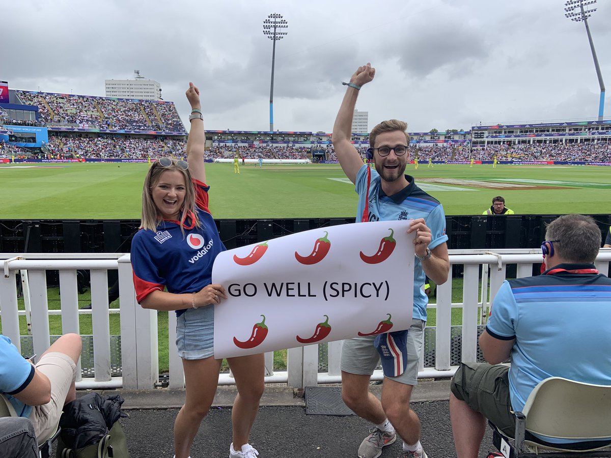 Kirk_y's tweet photo. @RobynHBullough Big up the tailenders crew @gregjames @jimmy9 @felixwhite #CWC2019 #tailendersoftheworlduniteandtakeover https://t.co/wlWoroObIZ