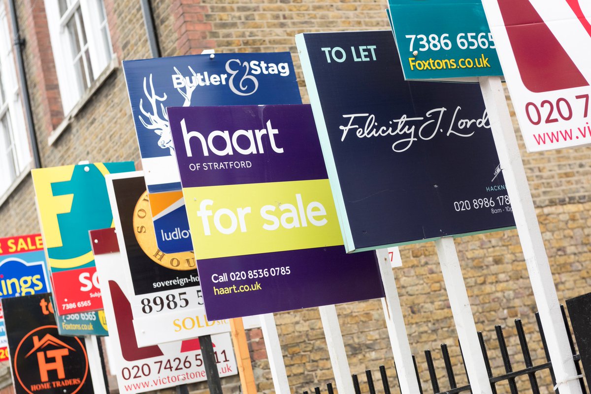 Trust_Audit's tweet photo. BEWARE! DON'T LET FRAUDSTERS STEAL YOUR HOME!
Read how a woman's house was stolen whilst she was on holiday and what steps to take to ensure that it doesn't happen to you! 
https://t.co/LLVv3B9SqH https://t.co/xn78tDV4D4